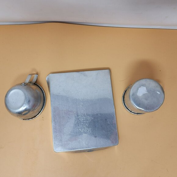 Vintage Aluminum Childrens Kitchenware Set Kittens Who Lost Their Mittens - Picture 6 of 15